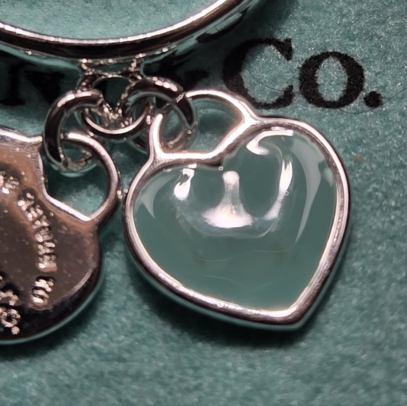 New Heart Charm Fashion Ring - Picture 3 of 6